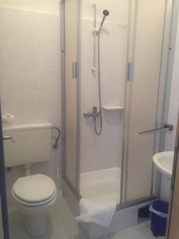 Studio Apartmani Topic Омиш Экстерьер фото
